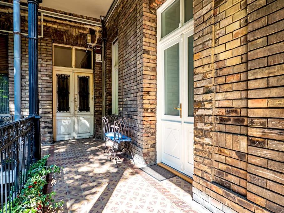 Westend Apartment