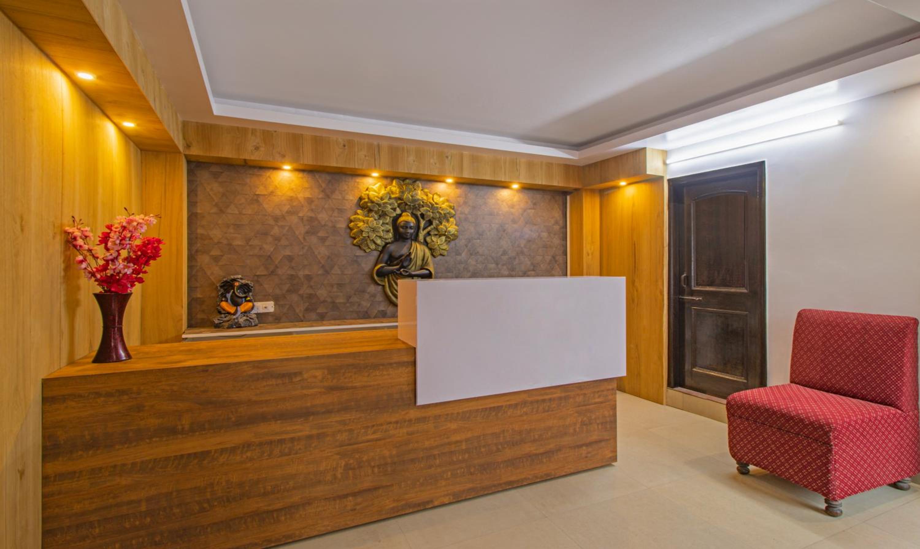 Mussoorie Vacations - Itsy Hotels Peak View, 300 Mts From Mall Road - Property Image 10