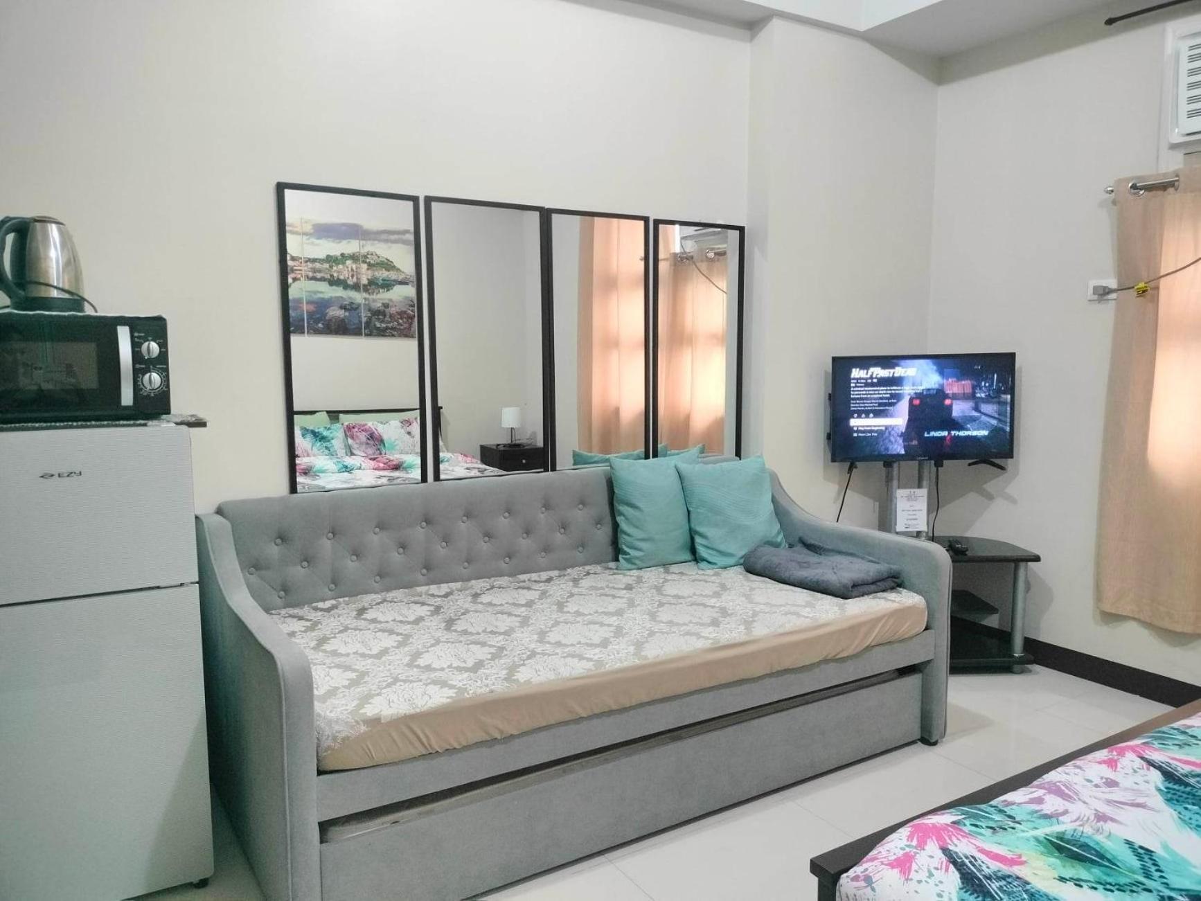 Newport City Condo near Manila Airport Terminal 3 view 3