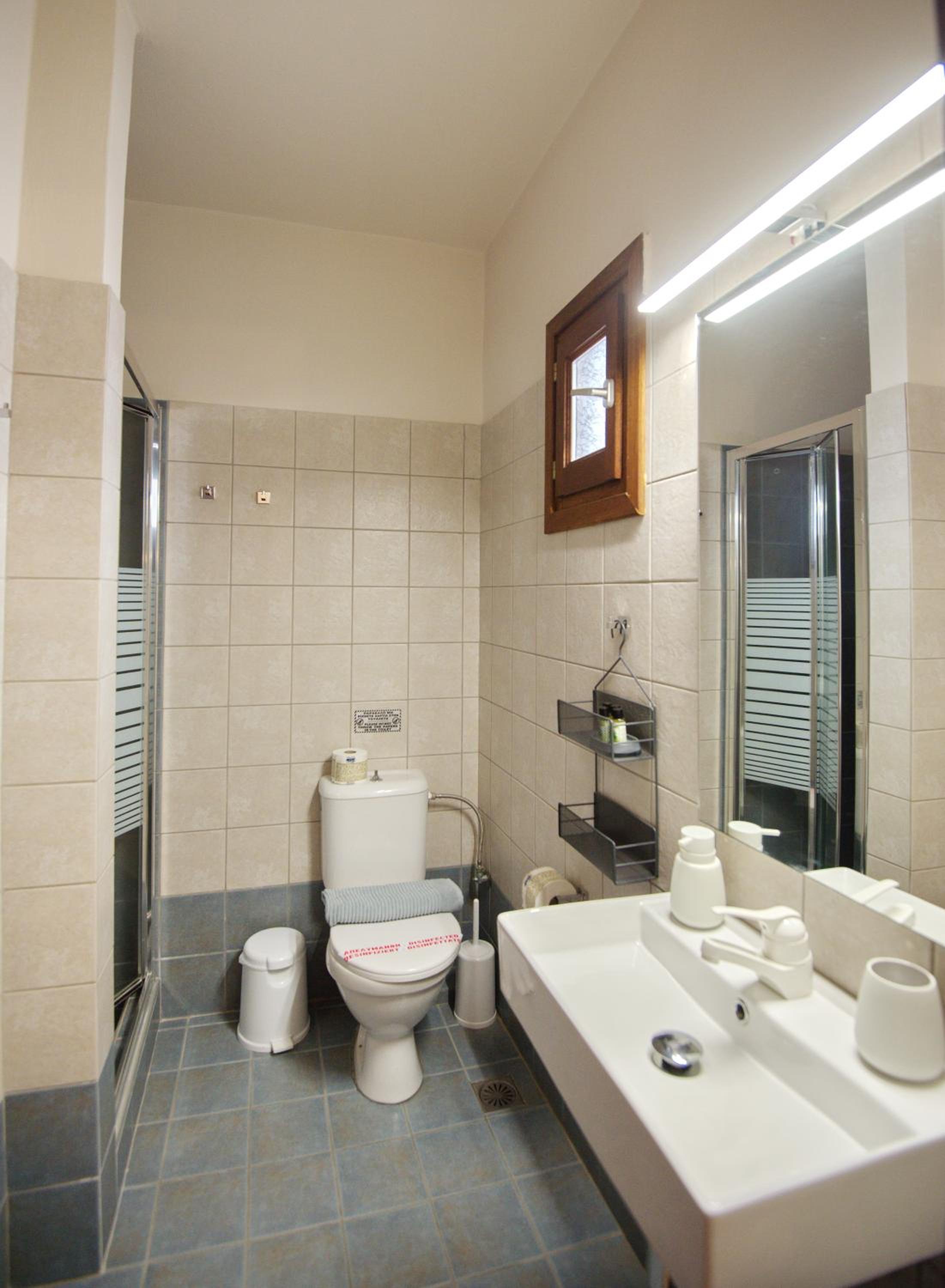 Elpida Apartments