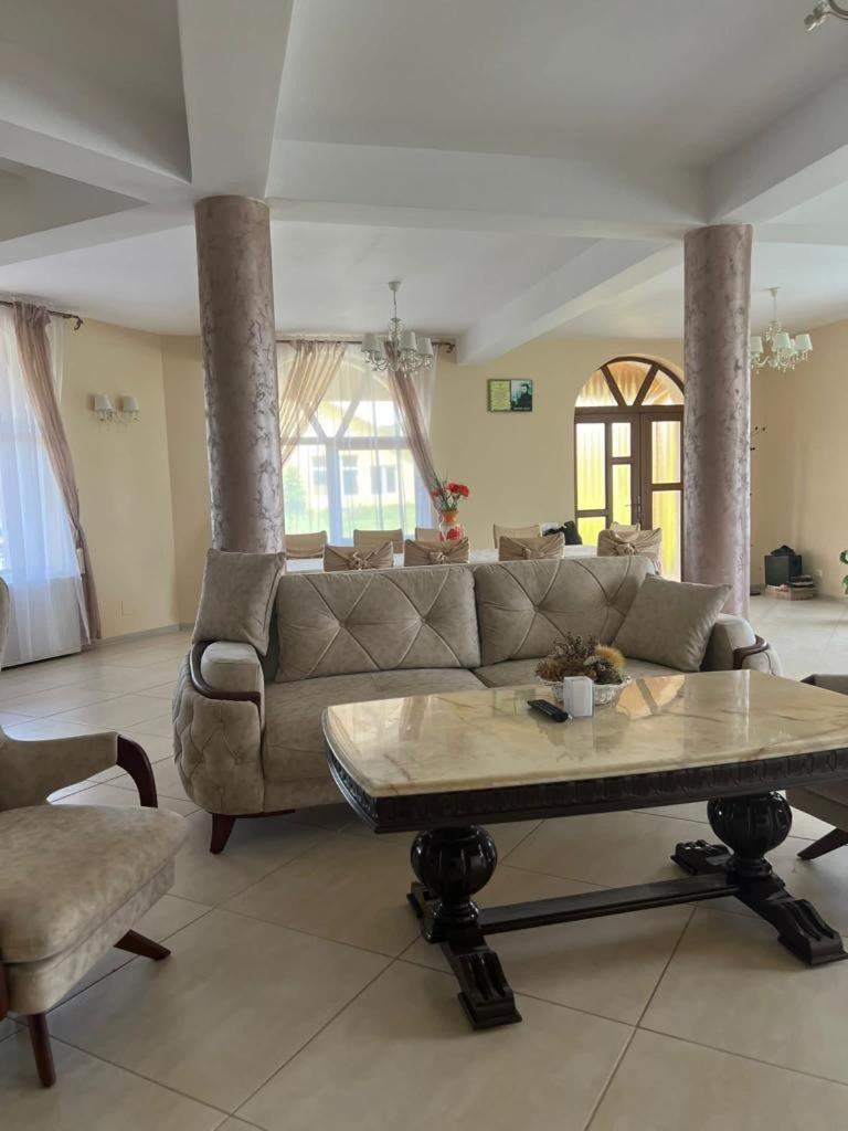 Casa Mardar view 5