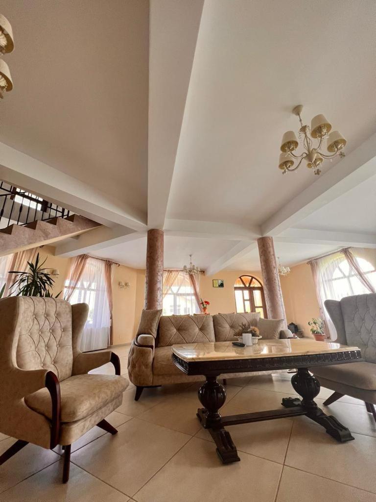 Casa Mardar view 3