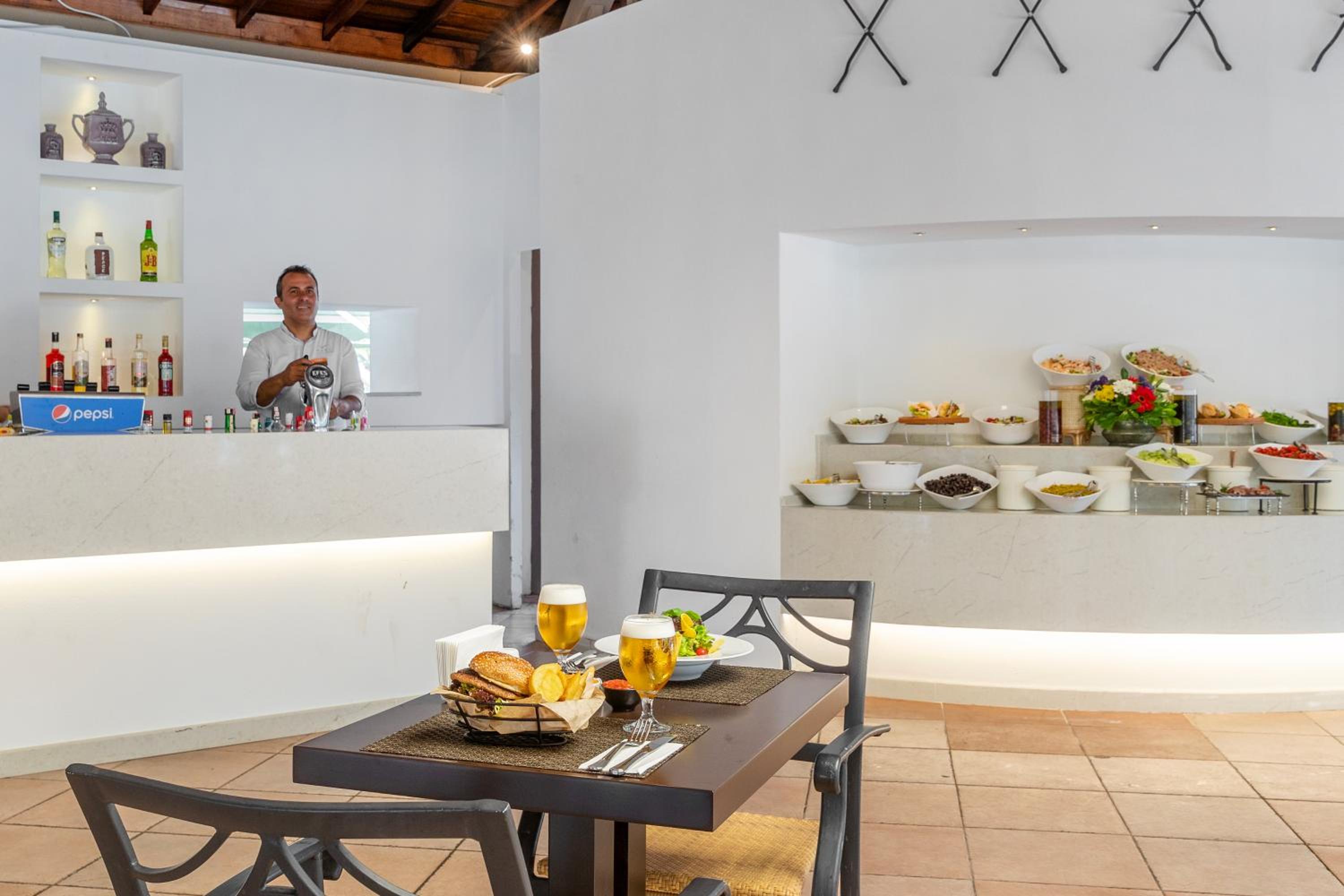 Marti Resort Deluxe Hotel — photo 36