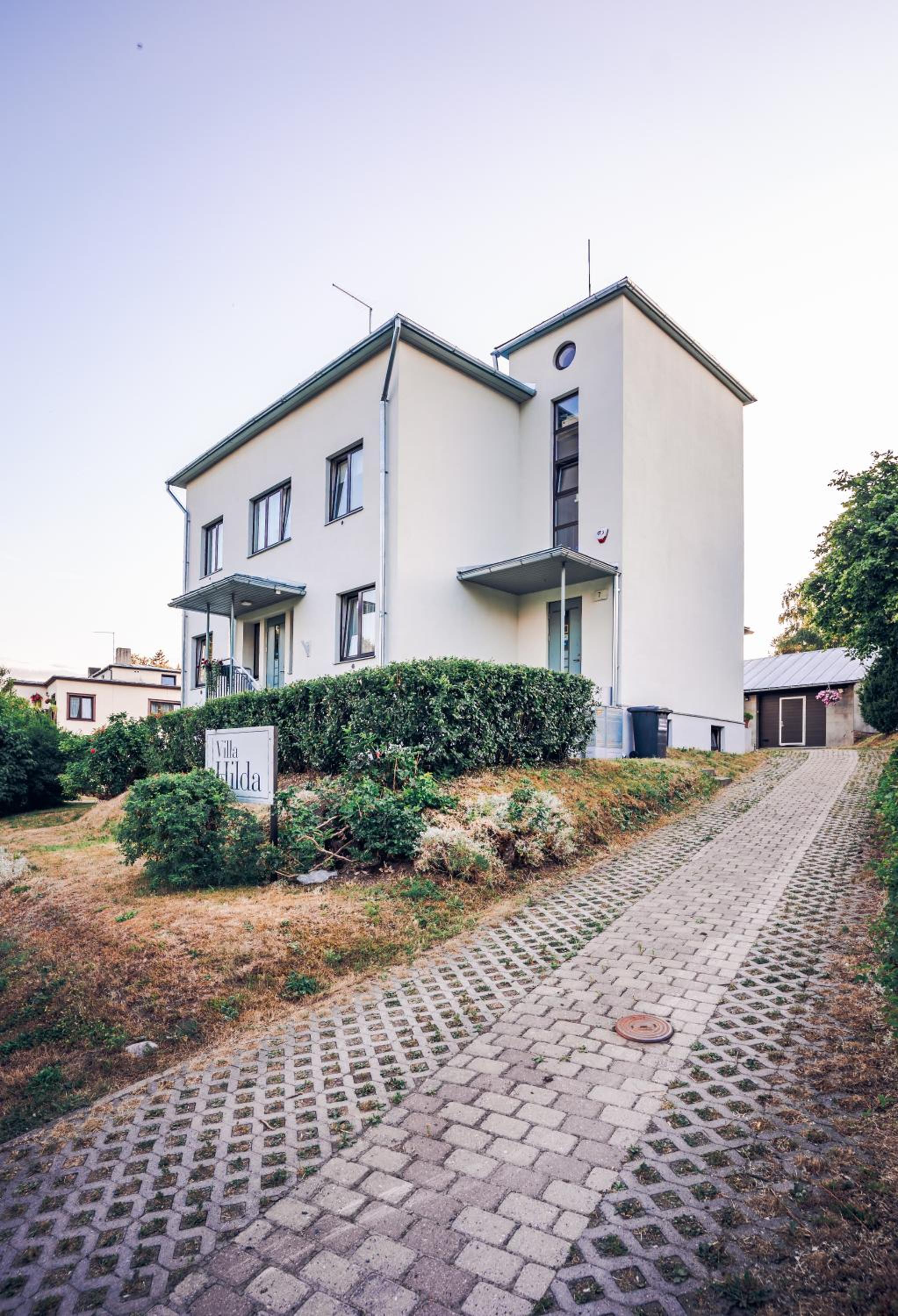 Hilda Villa