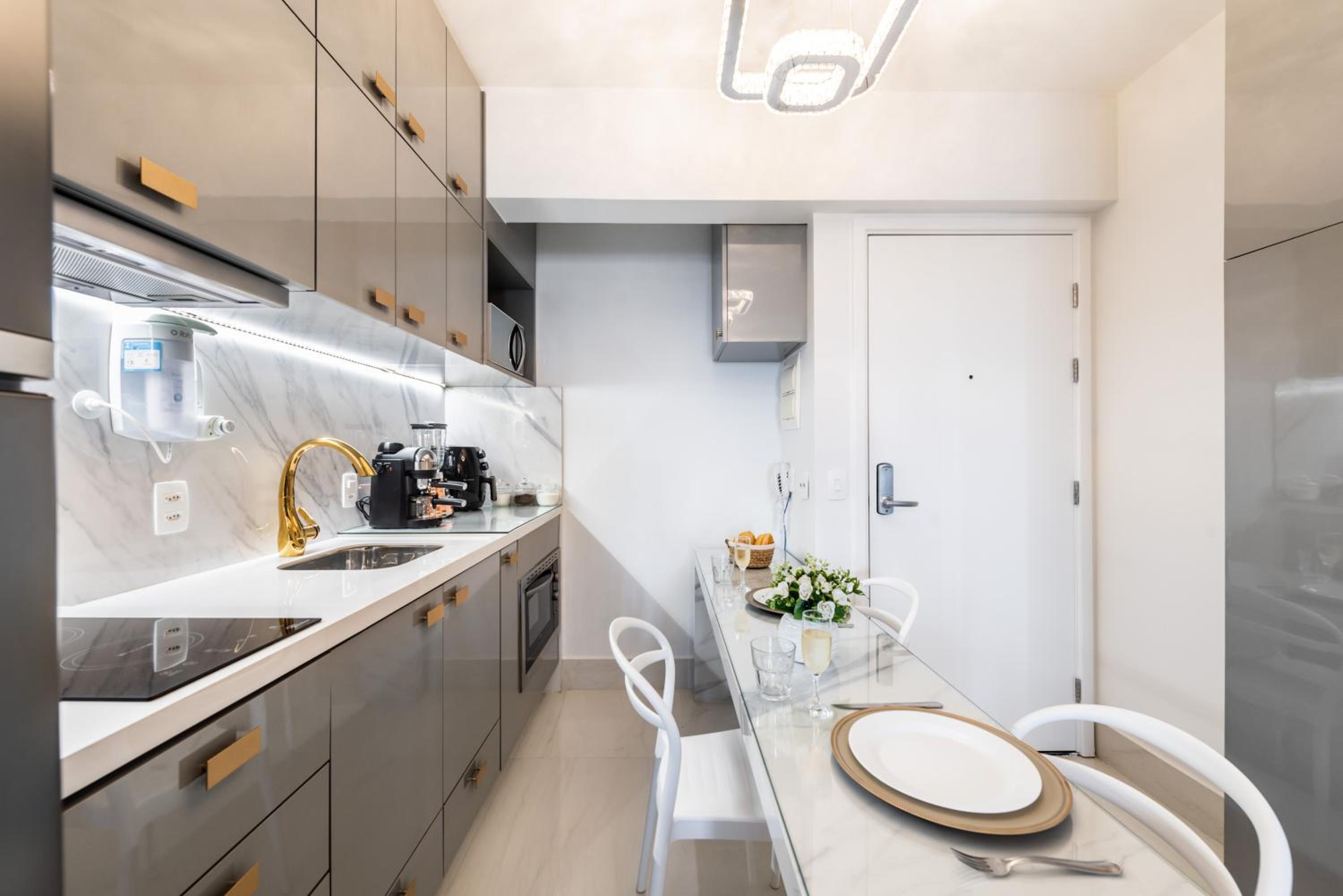 Rosemari's Apartments Studio Premium Republica SP com Piscina