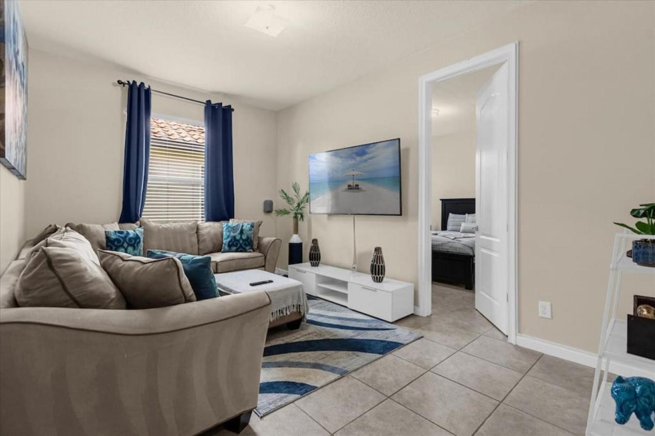 Solterra Resort 5 bedrooms w pool near Disney