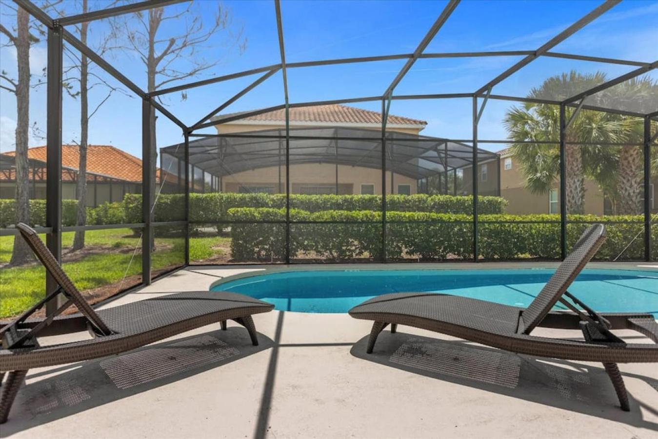 Solterra Resort 5 bedrooms w pool near Disney