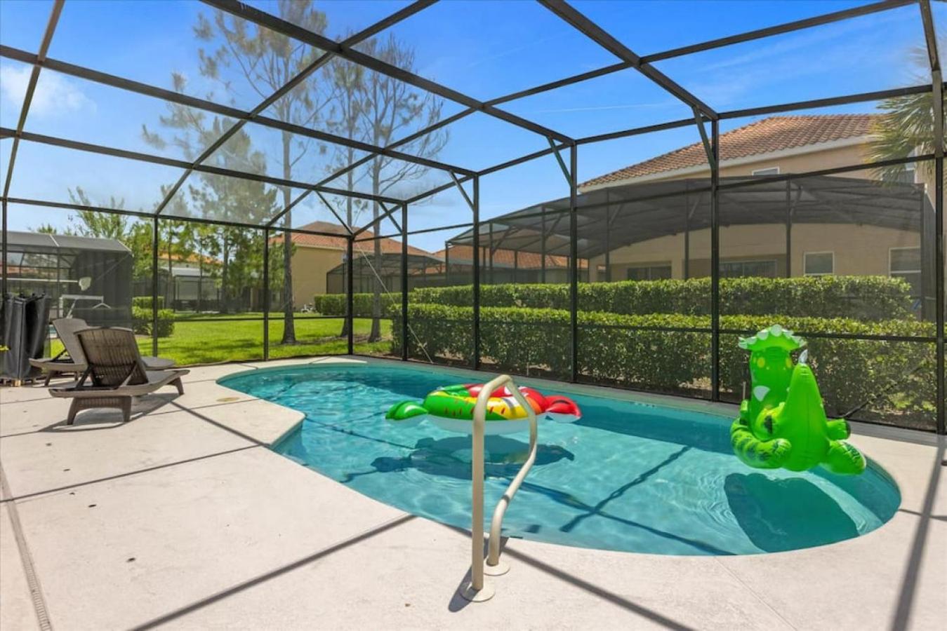 Solterra Resort 5 bedrooms w pool near Disney