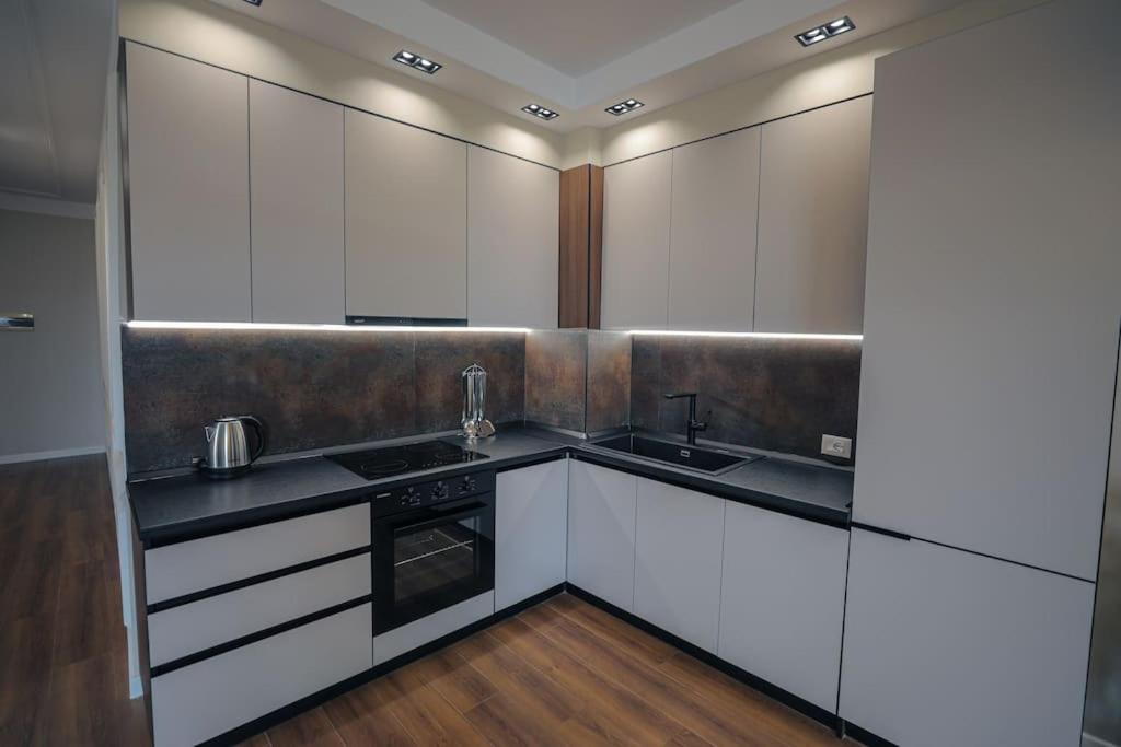 Miku Apartment-Upscale 2BDR Apartment With a Spectacular View