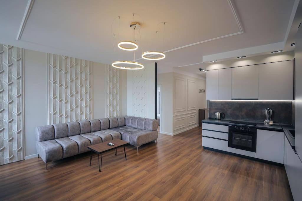 Miku Apartment-Upscale 2BDR Apartment With a Spectacular View
