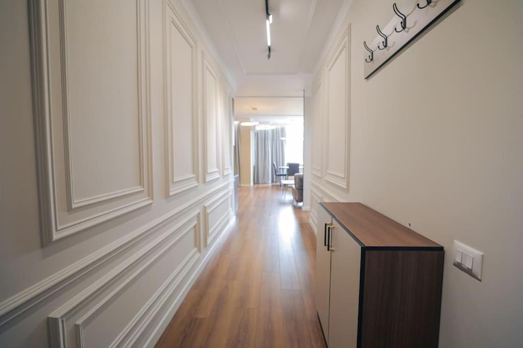 Miku Apartment-Upscale 2BDR Apartment With a Spectacular View