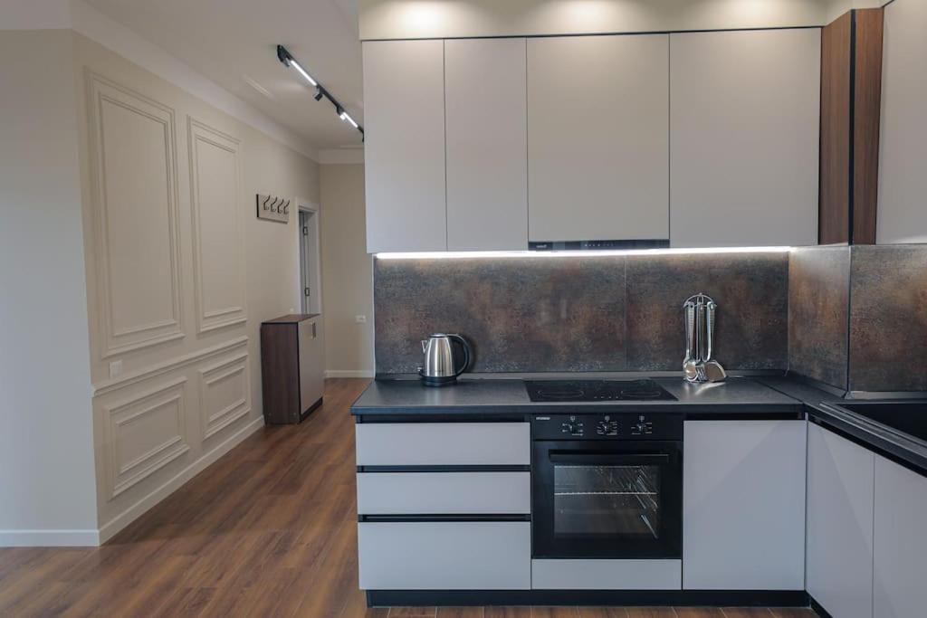 Miku Apartment-Upscale 2BDR Apartment With a Spectacular View