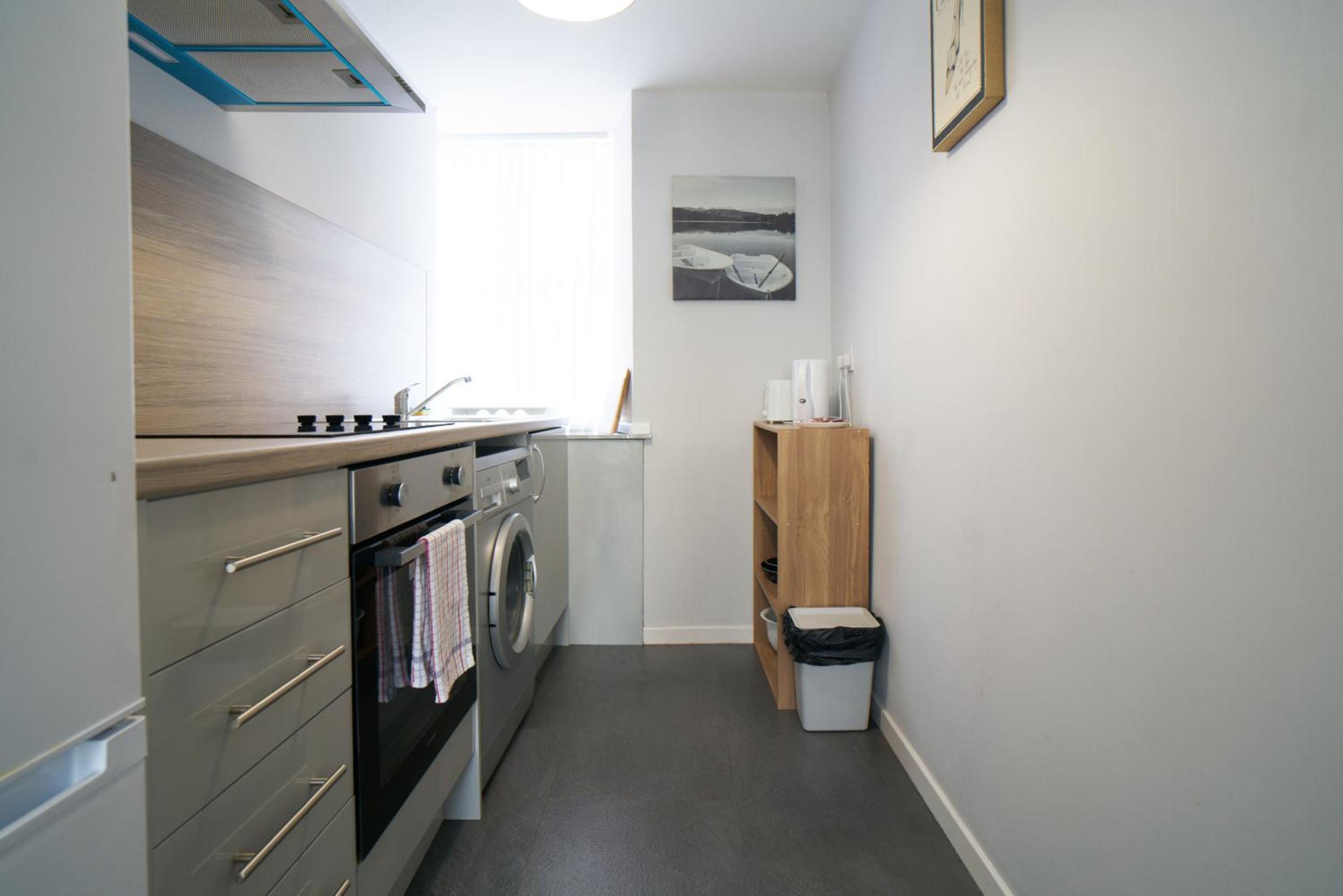 1 BDR House By Caledonia Luxe Stays Short Lets & Serviced Accommodation Lanark