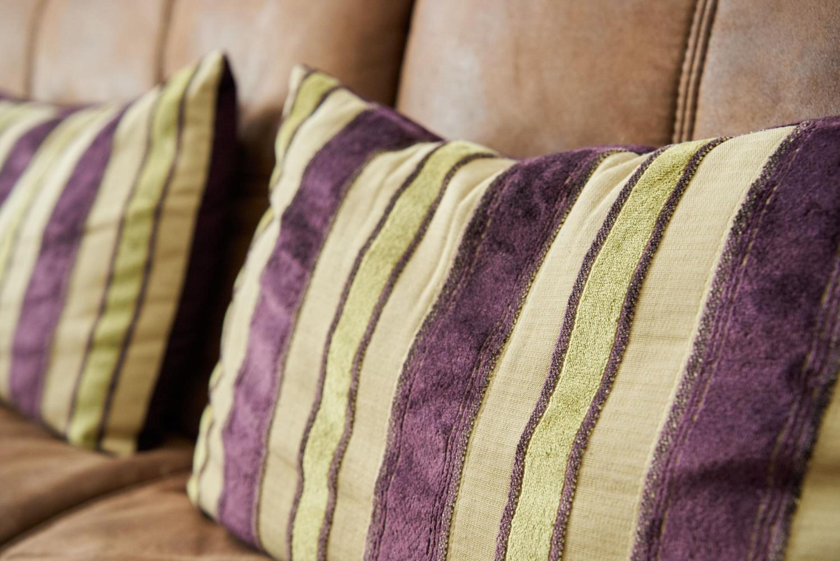 1 BDR House By Caledonia Luxe Stays Short Lets & Serviced Accommodation Lanark