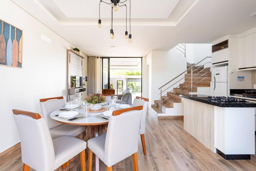 Casa Neves em Bombas