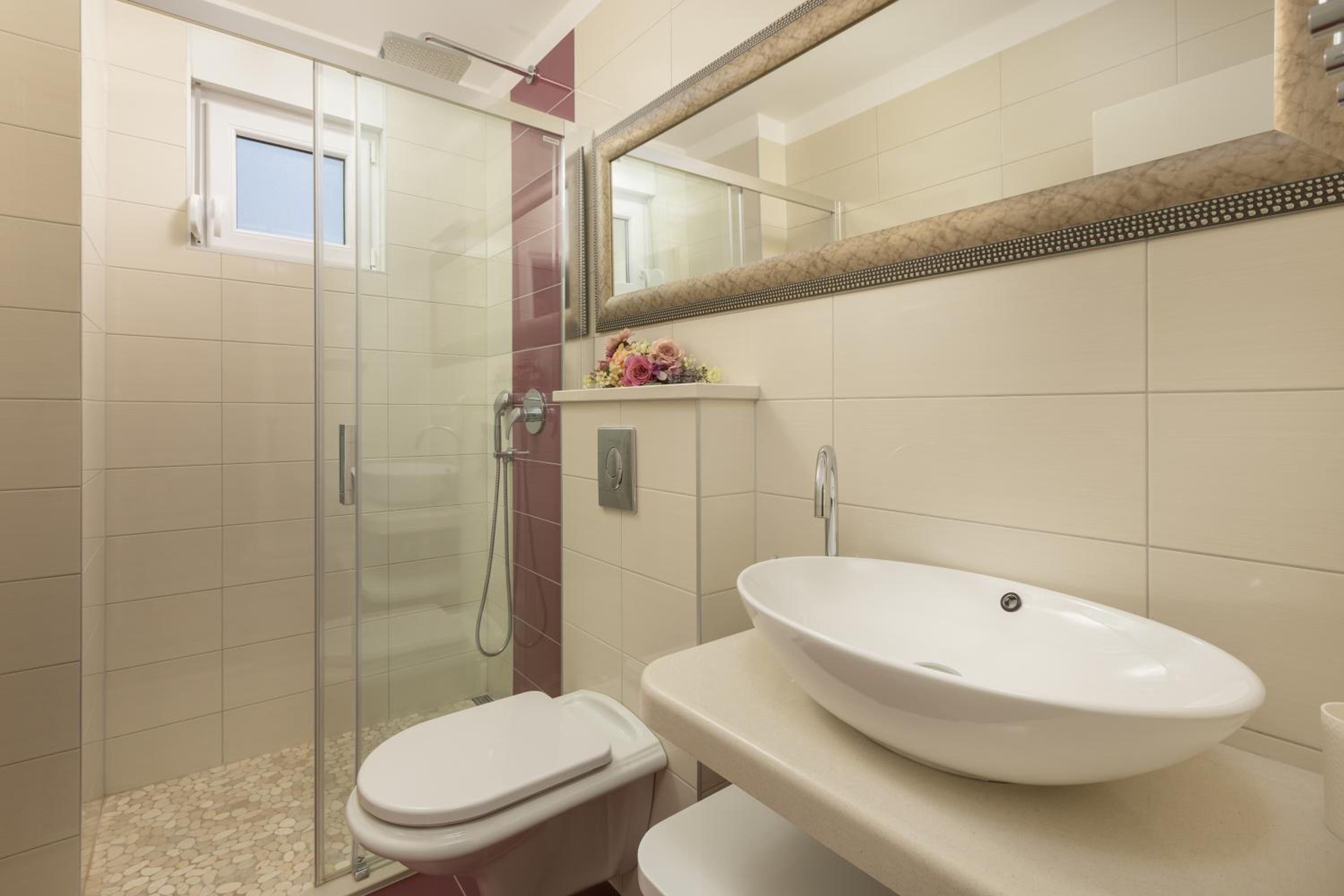 Villa Toni with pool and jacuzzi