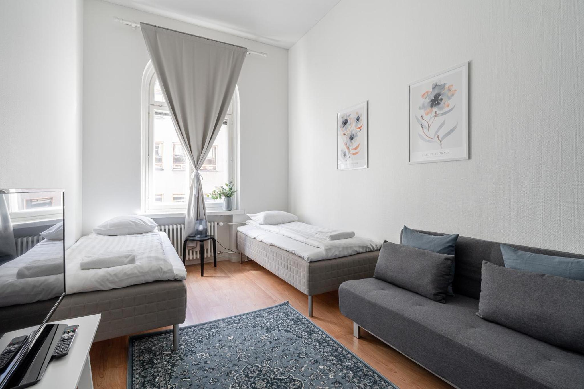 Historical 3BR Downtown Apartment with Sauna view 3