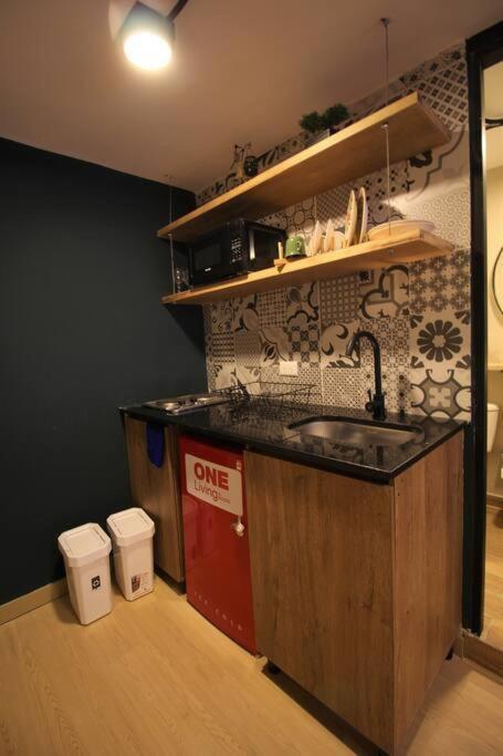 Alojamiento en Laureles Medellín con cocina y baño privado - ONE106 By Roots Rentals