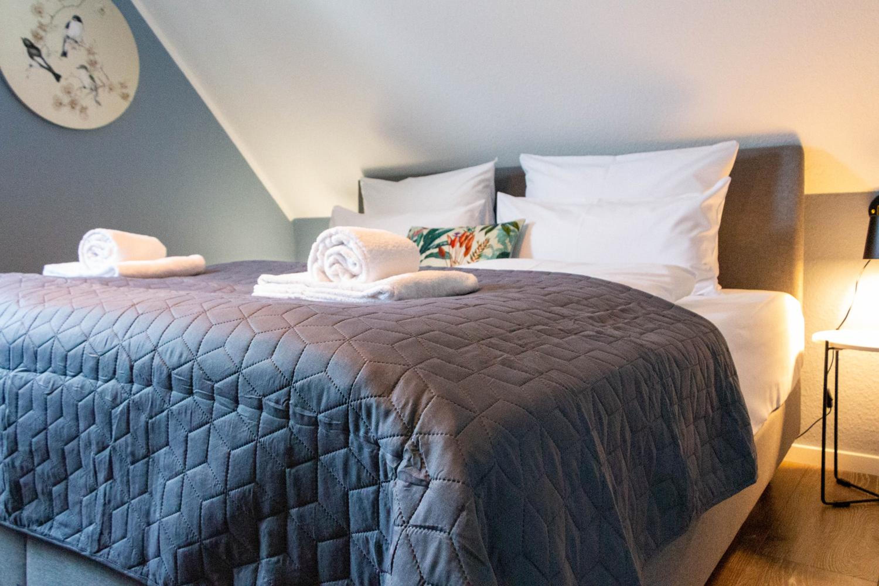 JOOYFUL STAYS Apartments