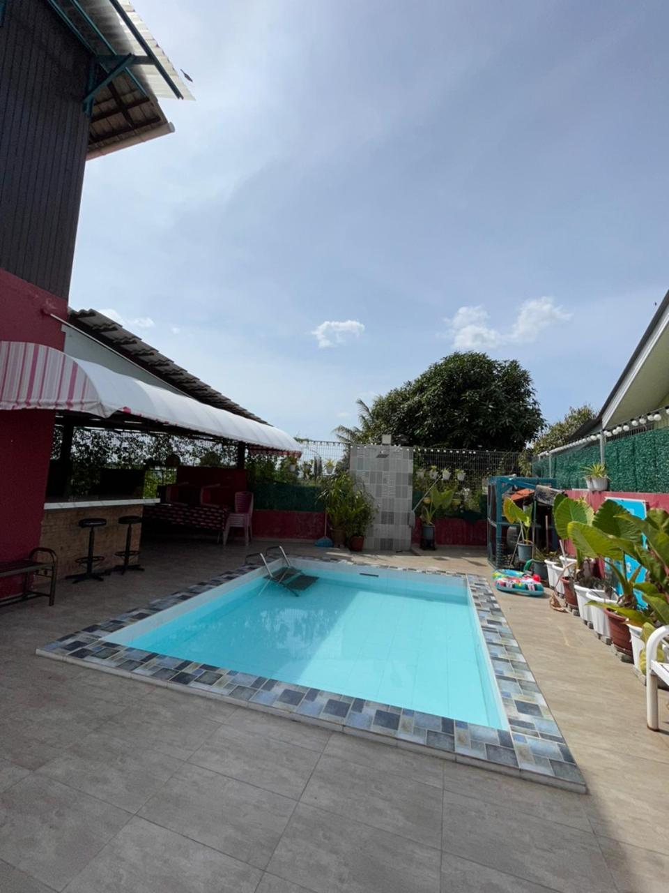 Homestay Kasih Alza -Ada 2 Unit - View Sawah Padi , Private Pool -Prefer Direct Booking- photo 3