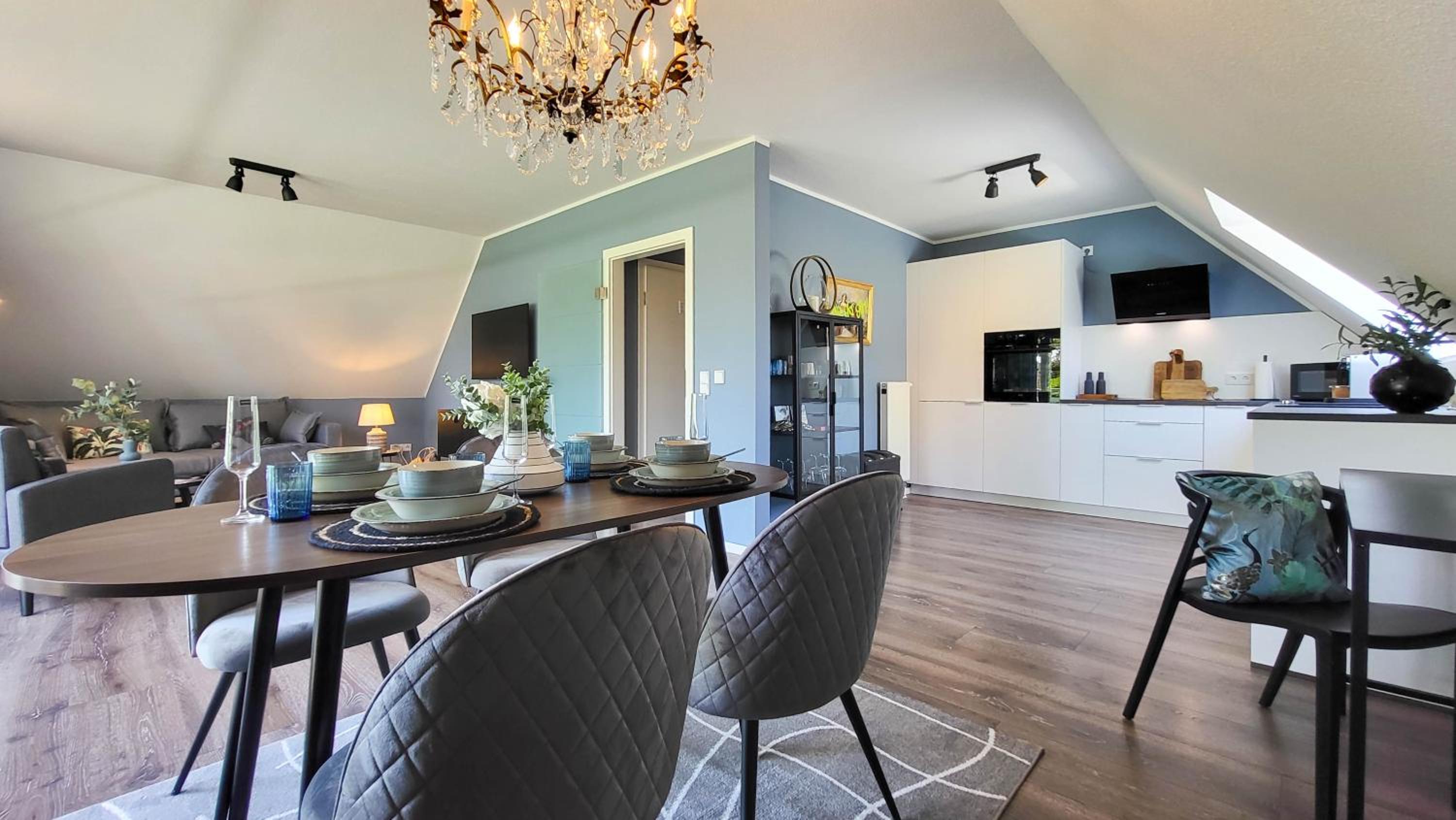 JOOYFUL STAYS Apartments