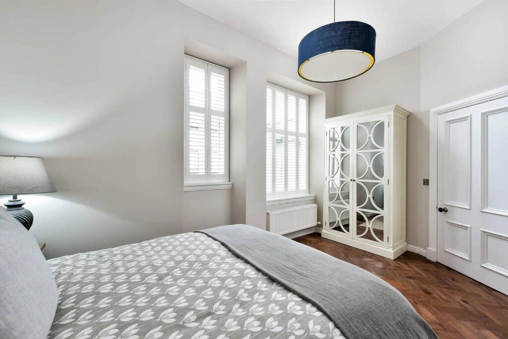 24a Murray Park view 3