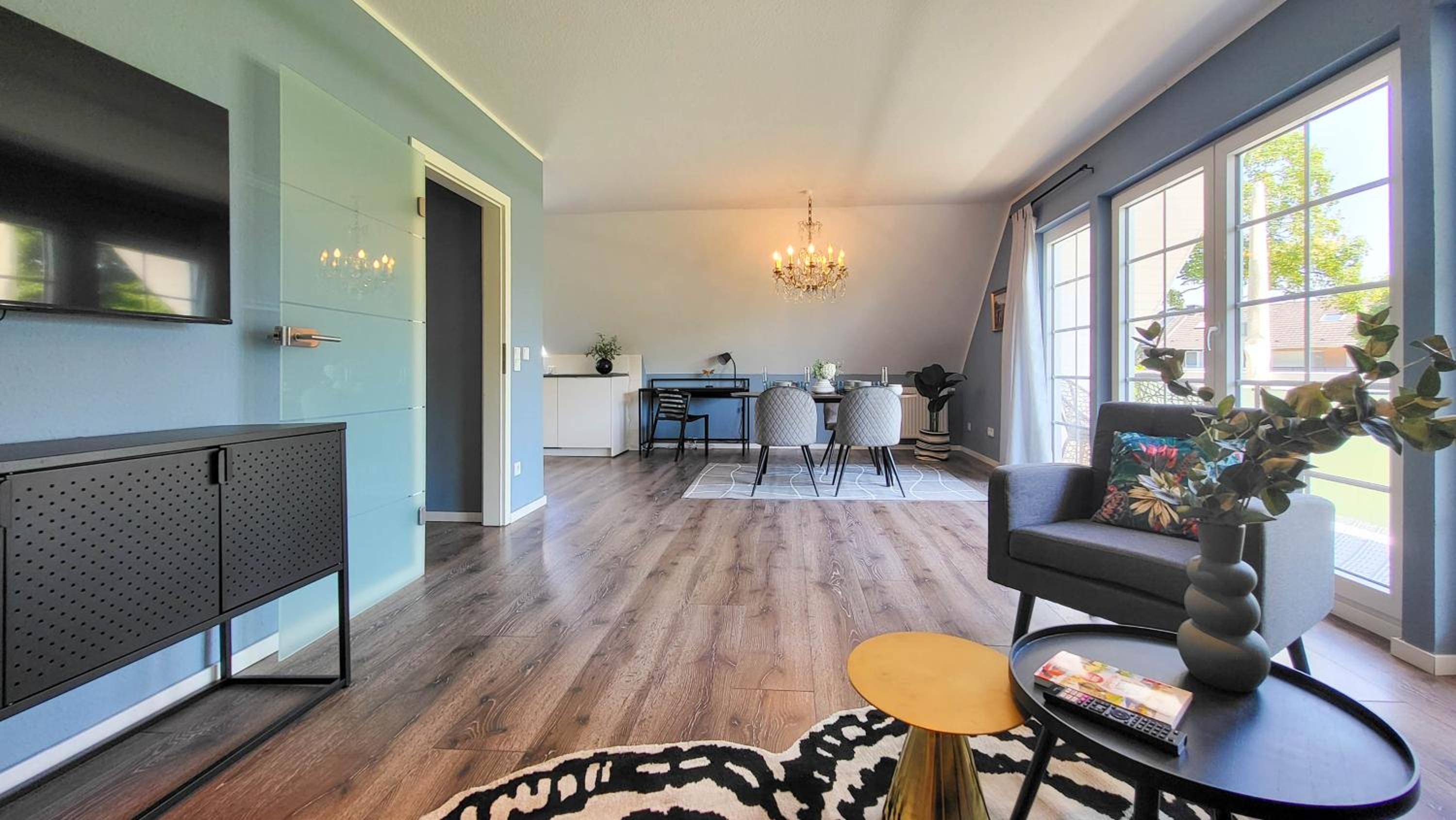 JOOYFUL STAYS Apartments