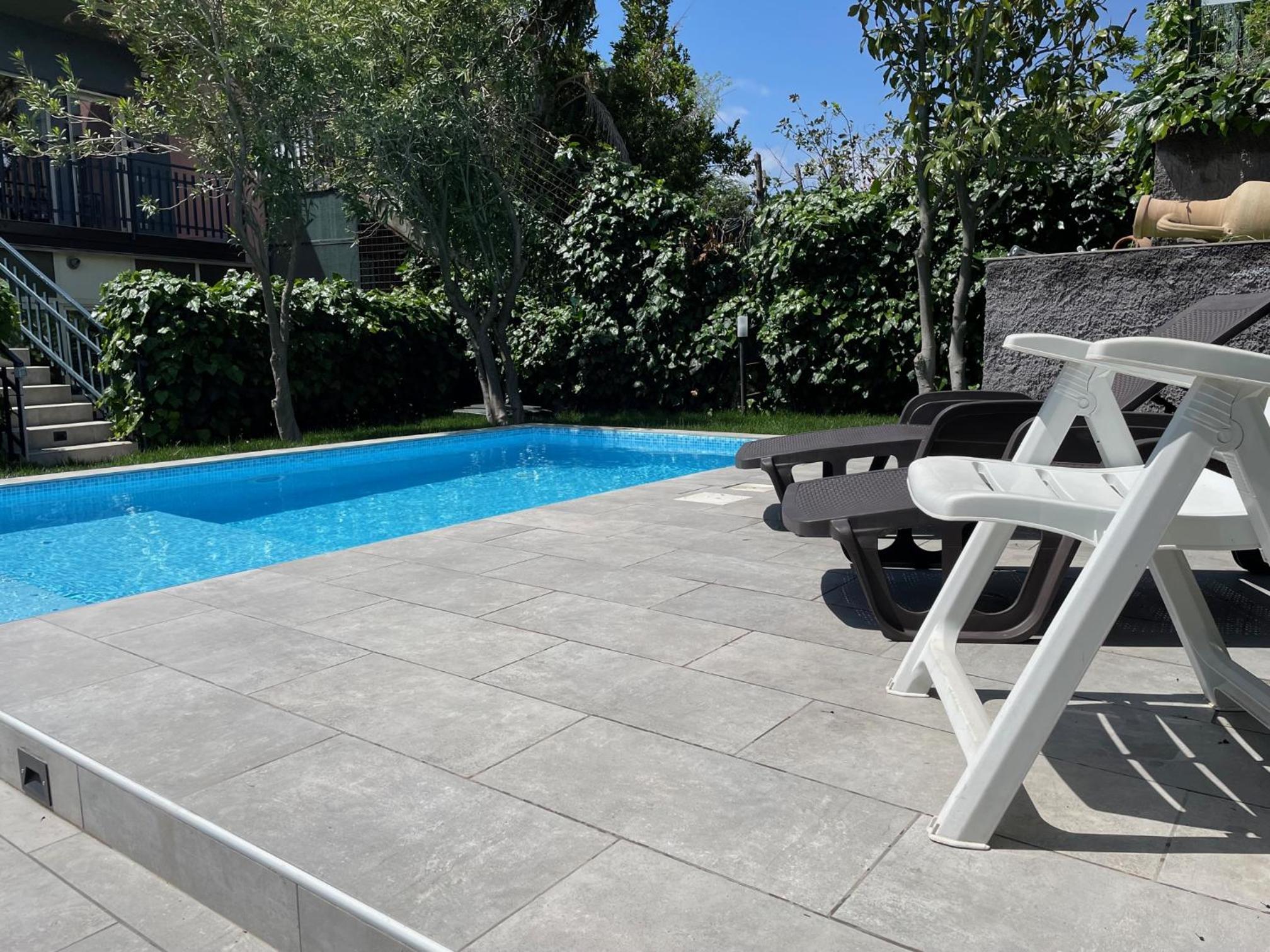 Il giardino dell'Etna en Mascalucia — recepcion & lobby