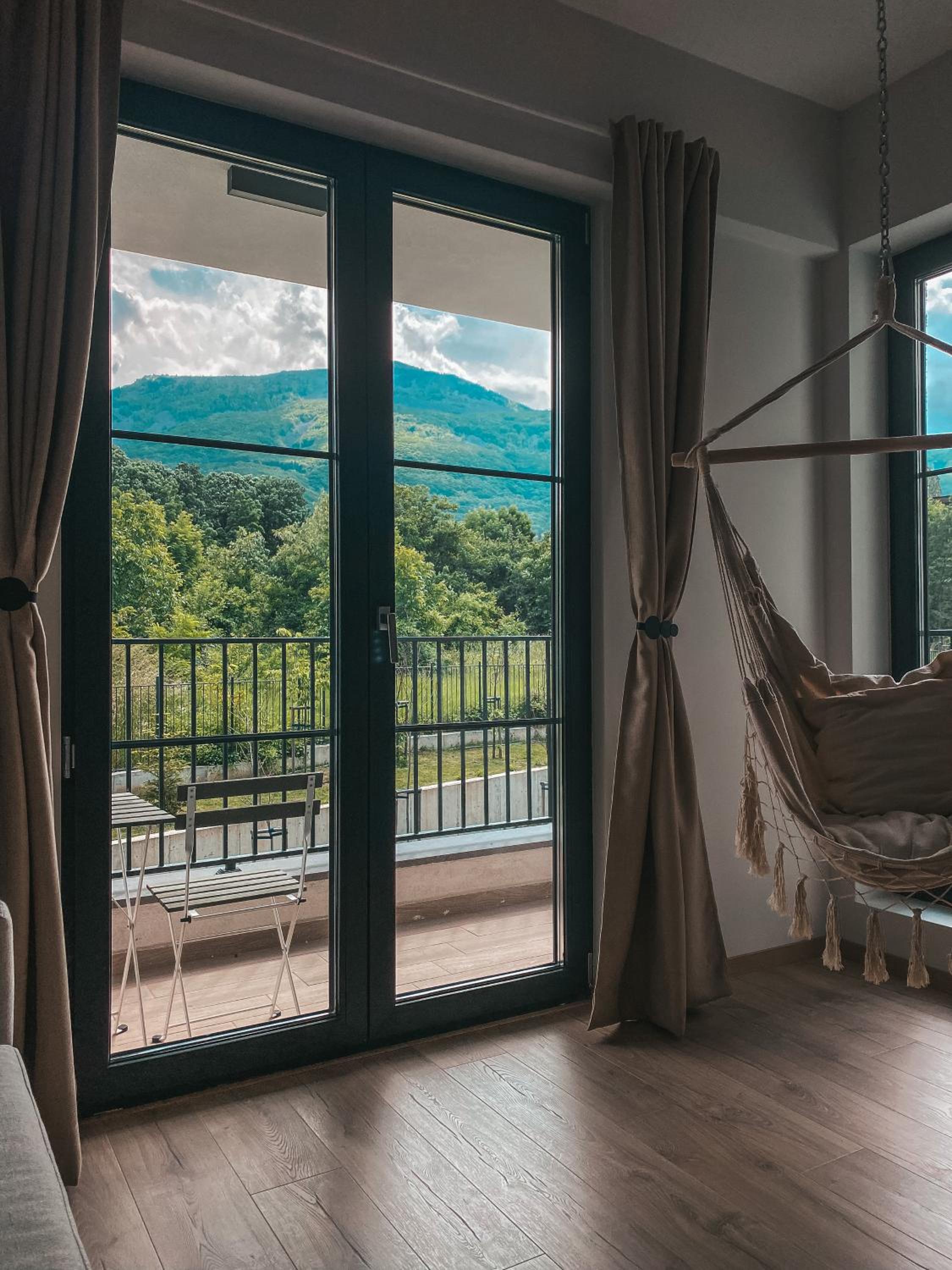 Vitosha View Apartment & Free Parking