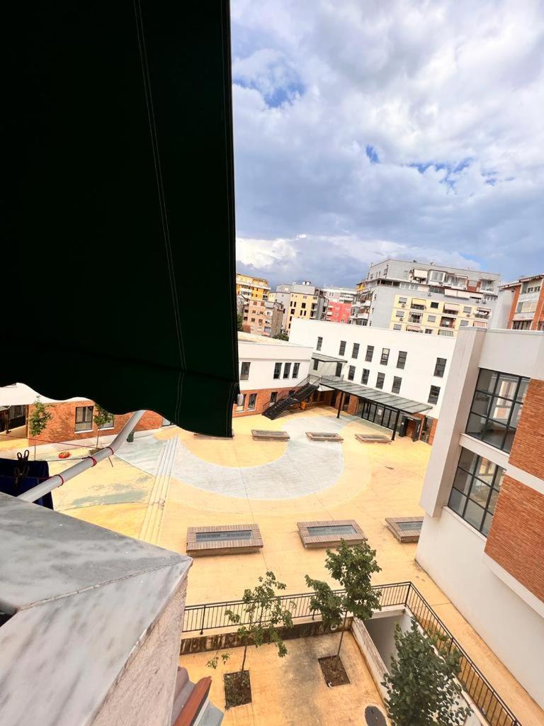What's Up Tirana