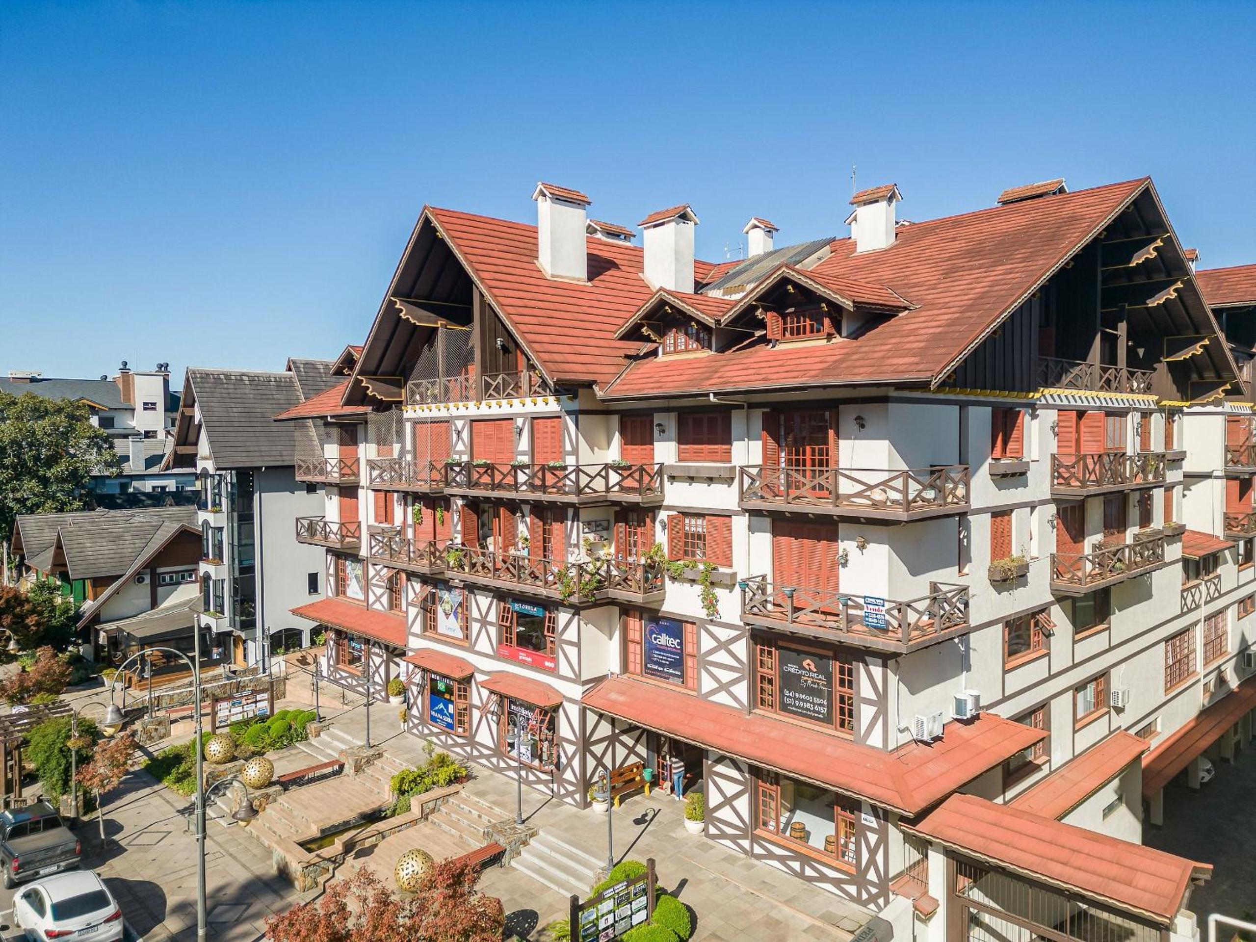 Duplex -500 metros, Rua Coberta - Pedras Brancas