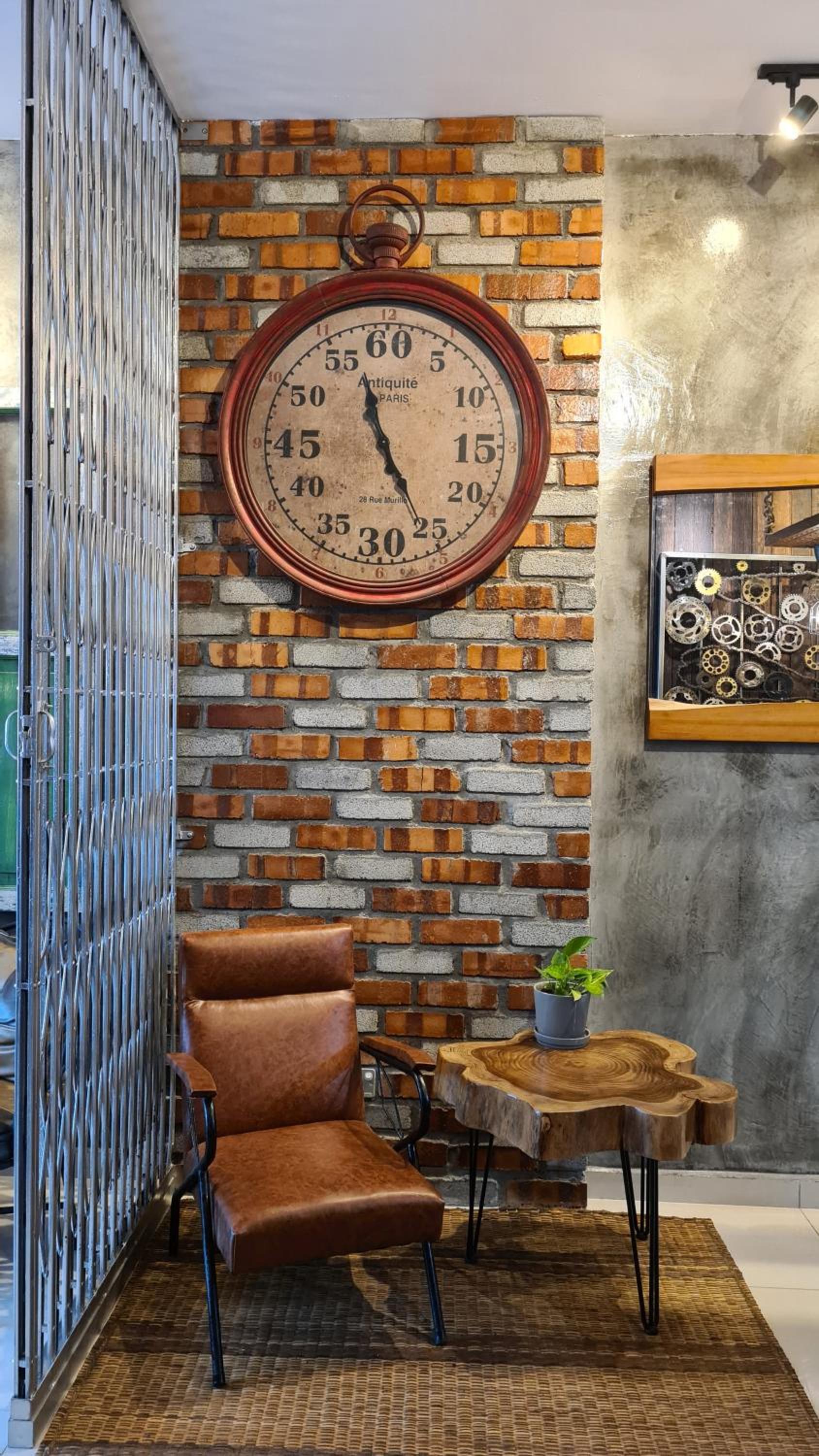Bricks & Beds Suite @ Legasi Kg Bahru