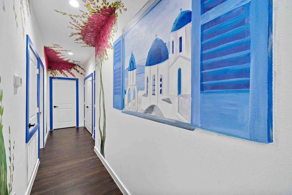 The PiinK Flamingo• InstaWorthy Murals• HotTub