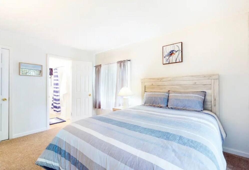 Nest in the Pines - Private Home view 5