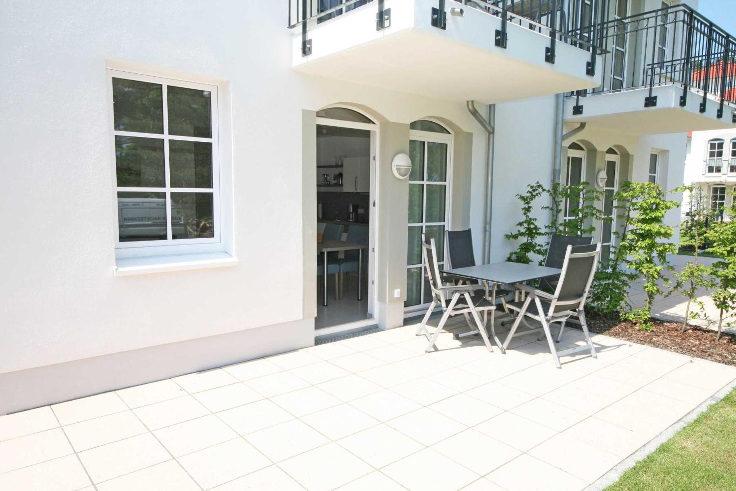 Haus Meeresblick - Ferienwohnung C 001 Dünenblick mit Terrasse