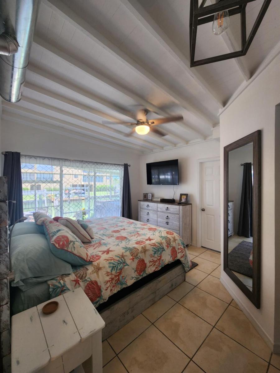 Waterfront Boat Lift Bungalow