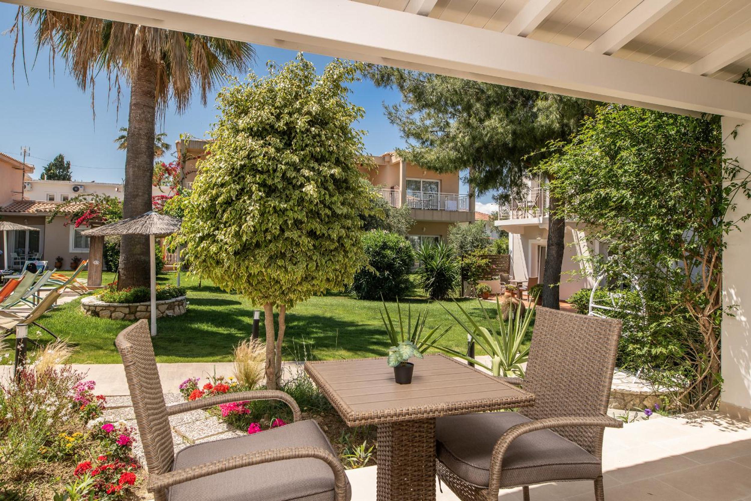 Aeolos Boutique Hotel & Suites