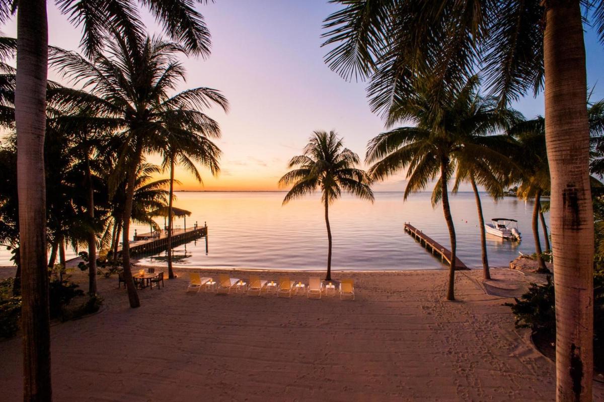 Cos Kai Villa by Grand Cayman Villas & Condos