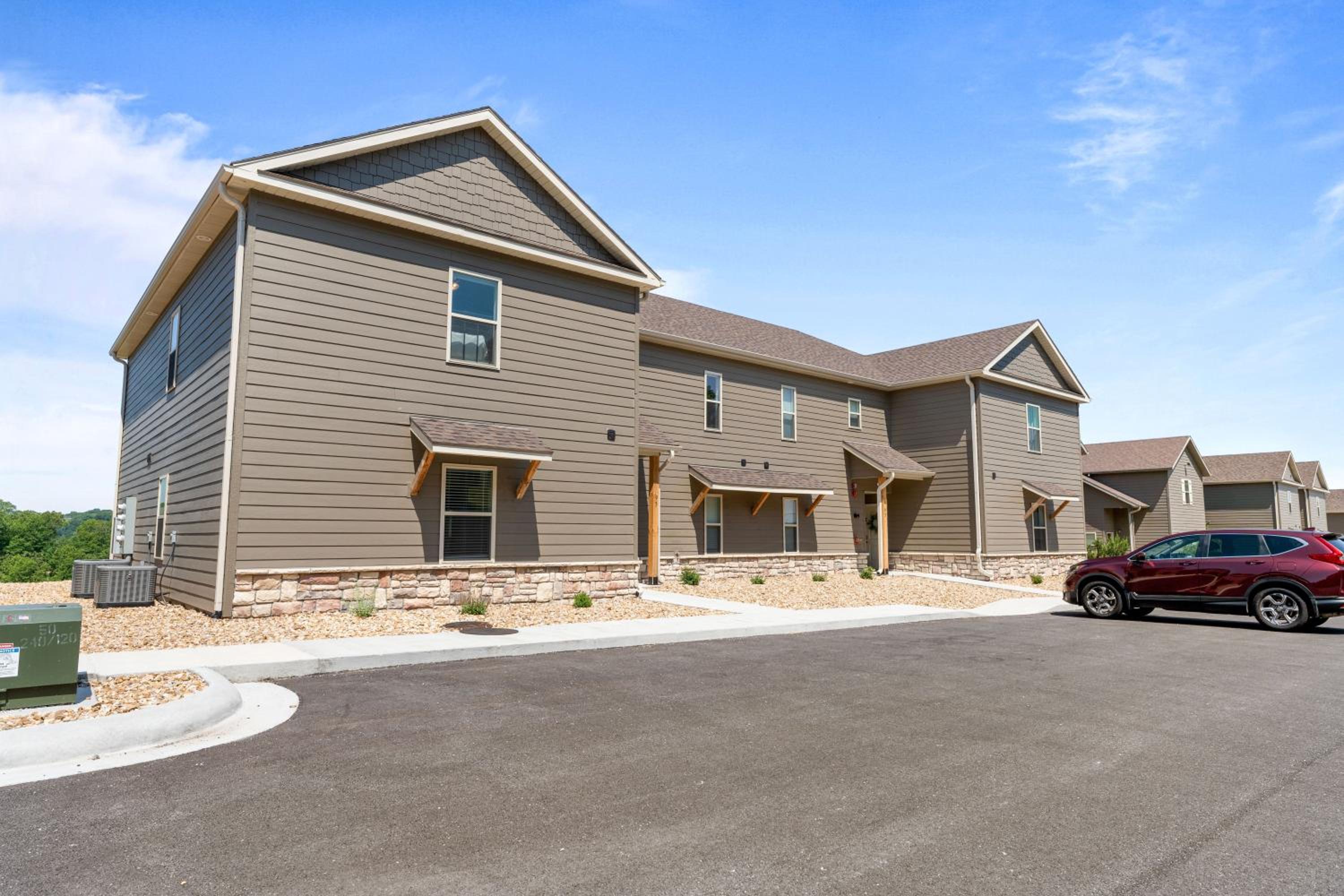 TEE House At Stonebridge condo - Property Image 3