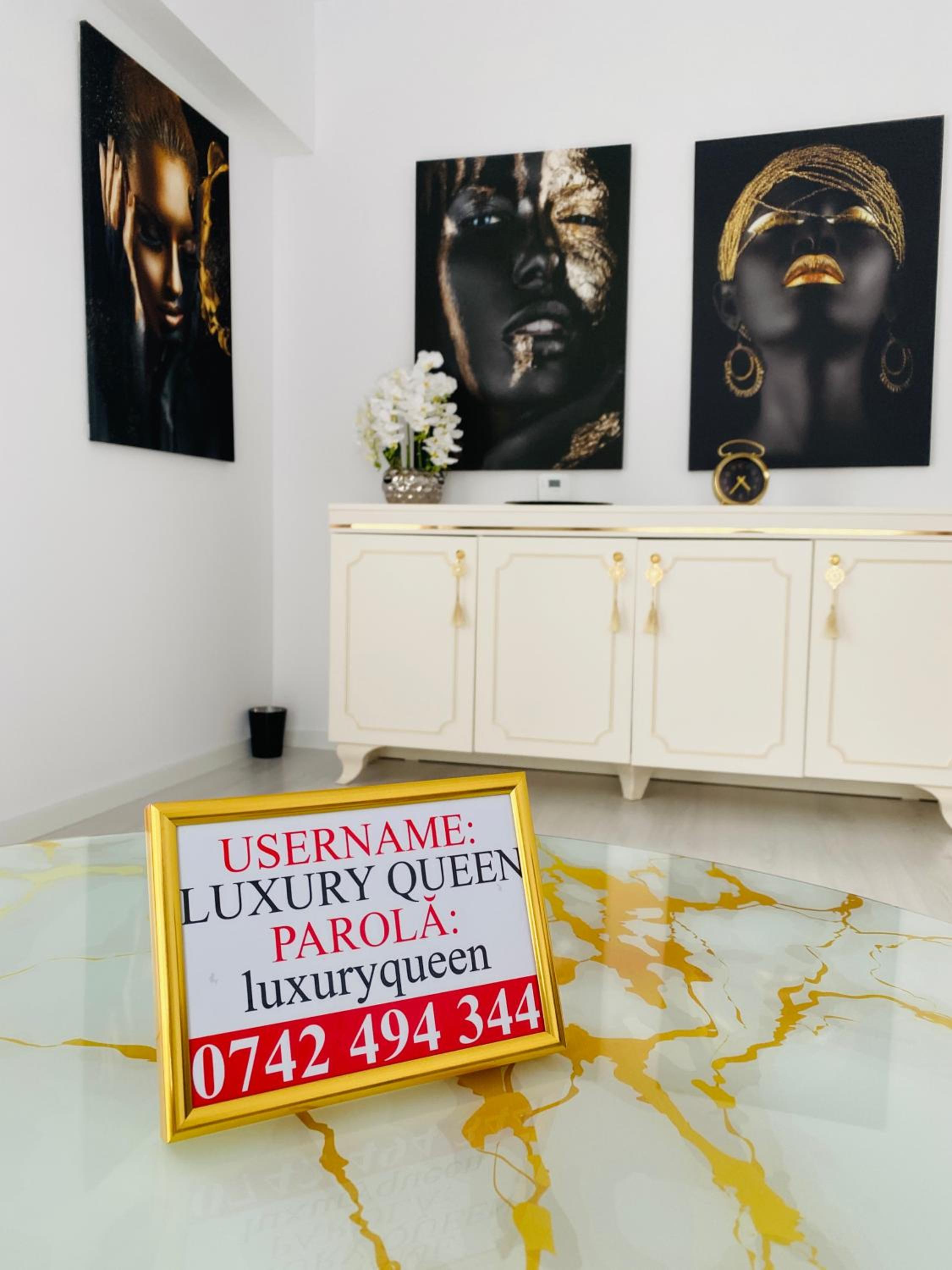Luxury Queen
