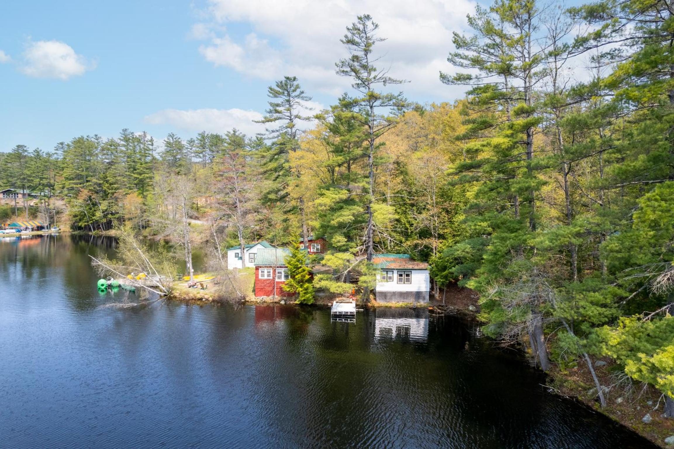 Hide-A-Way Waterfront Cottages