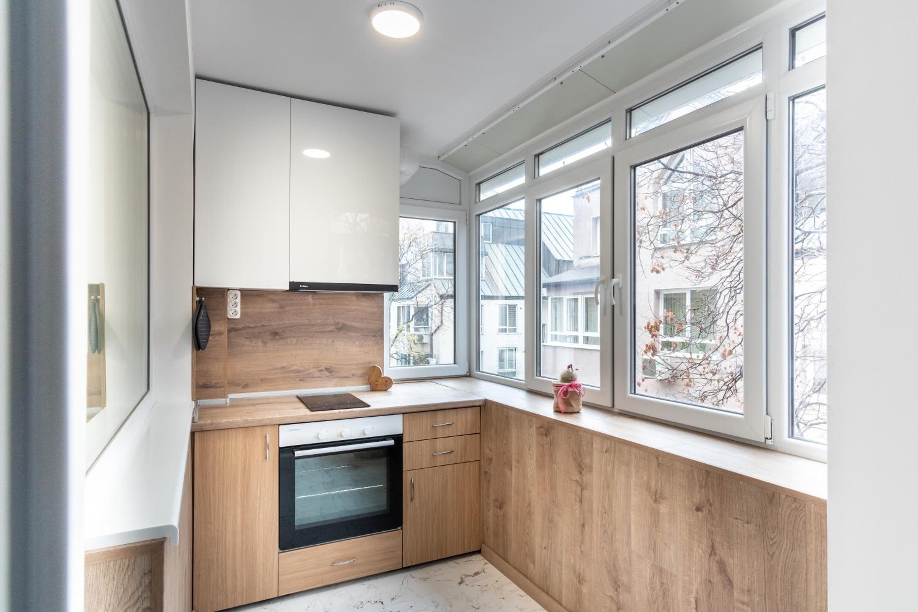Radi's Coastal Chic Apartment