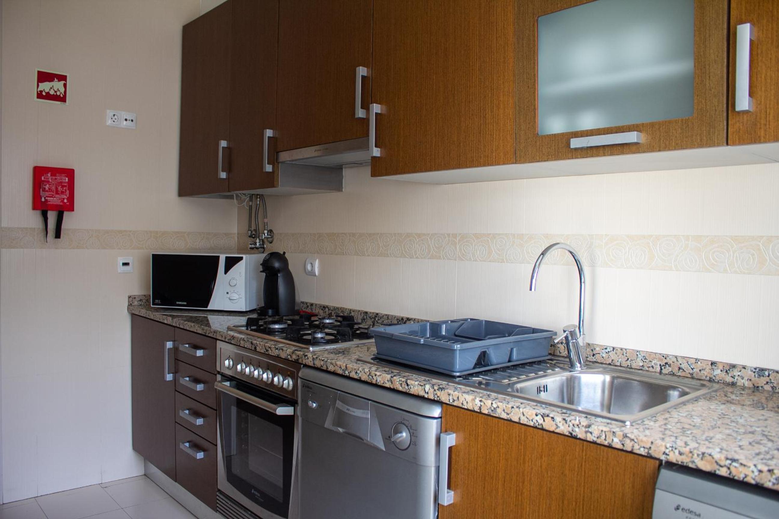 Carvoeiro Vacations - Leta s Beach House - Property Image 14