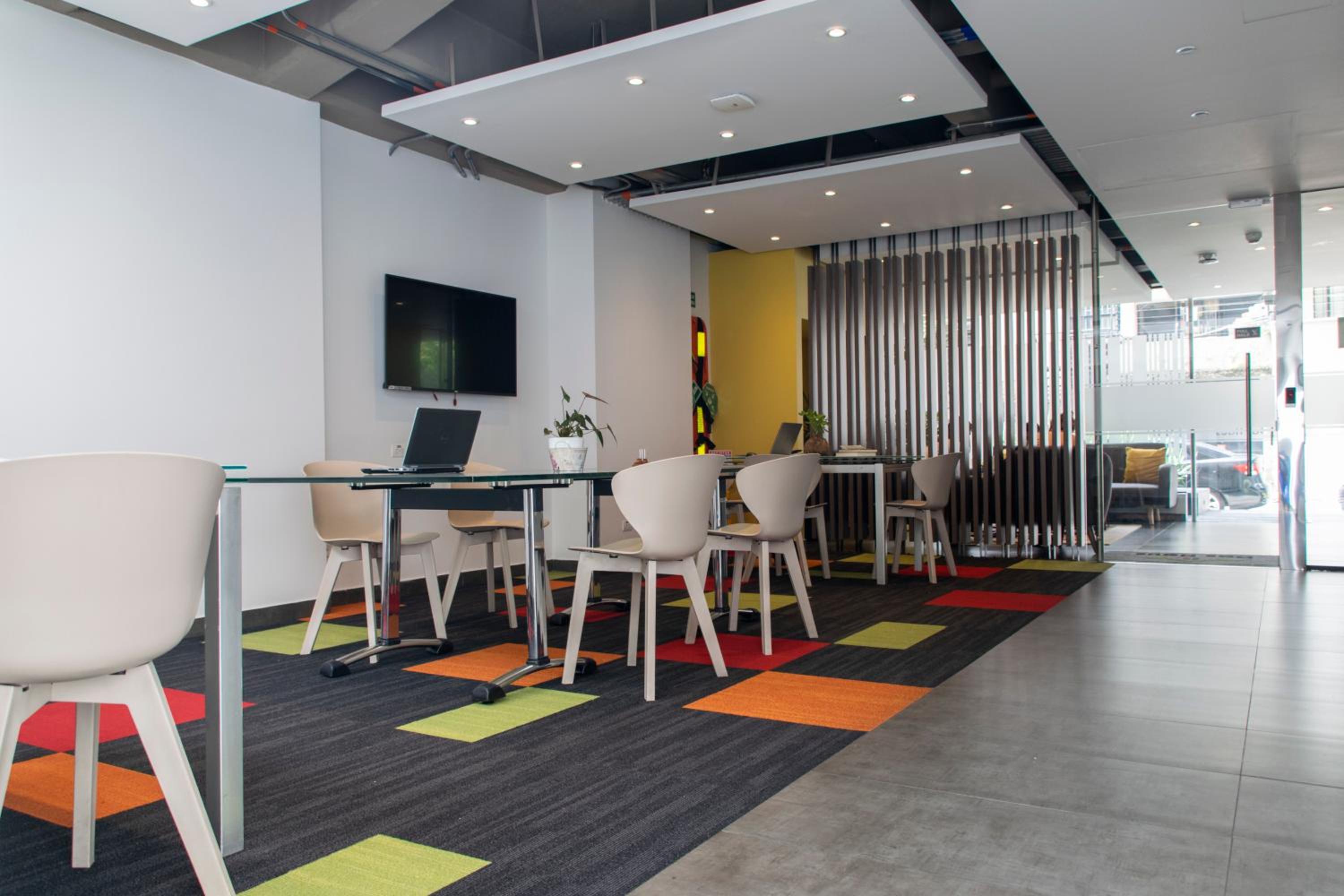 DAS HAUS apartaestudios Modernos y bien ubicados