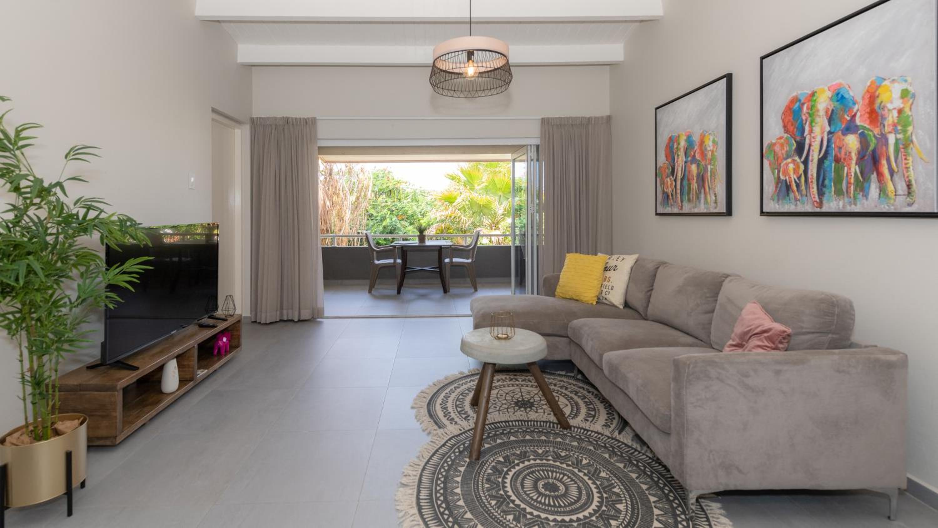 CASA Arte- Exclusive apartment with internet and pool