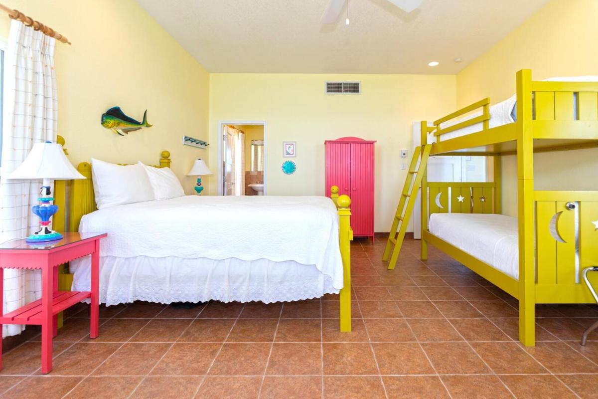 Castle Guesthouse by Grand Cayman Villas & Condos