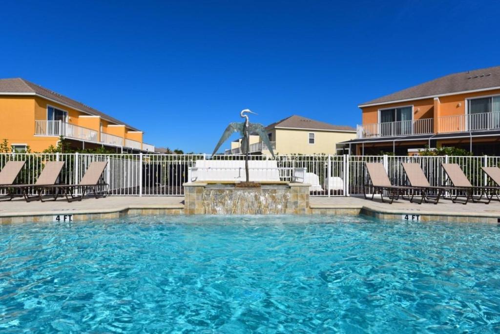 3 Bedroom Private Pool With Spa Near Disey villa