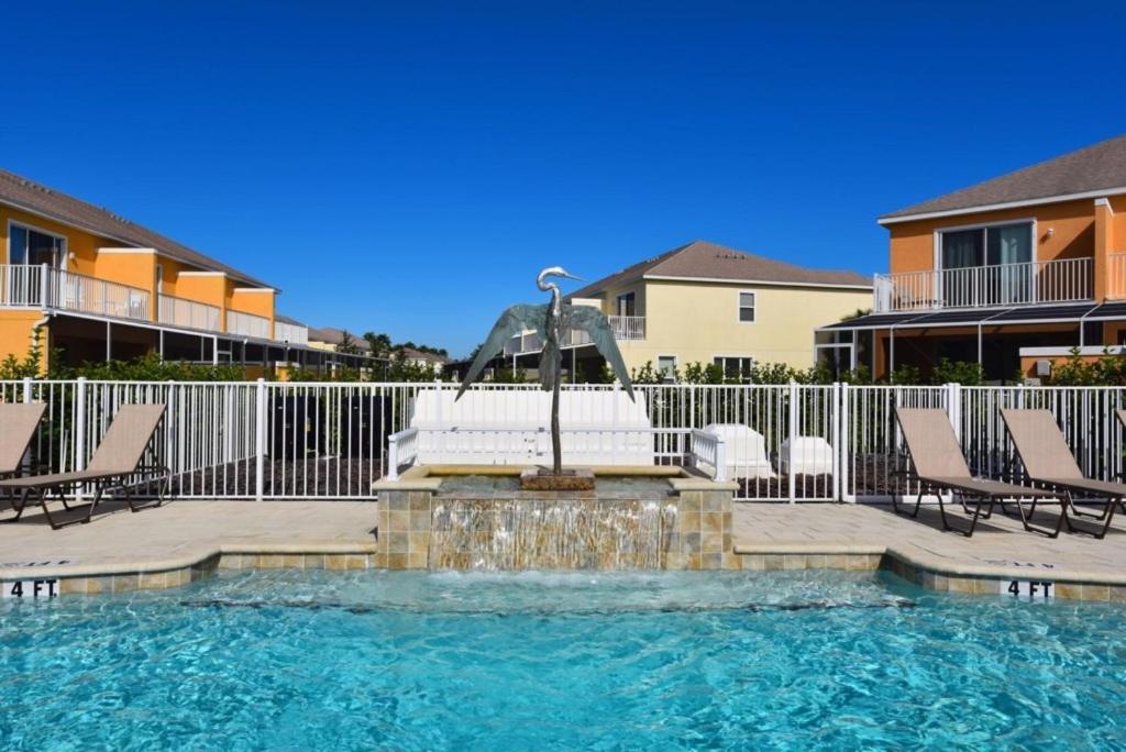 3 Bedroom Private Pool With Spa Near Disey villa
