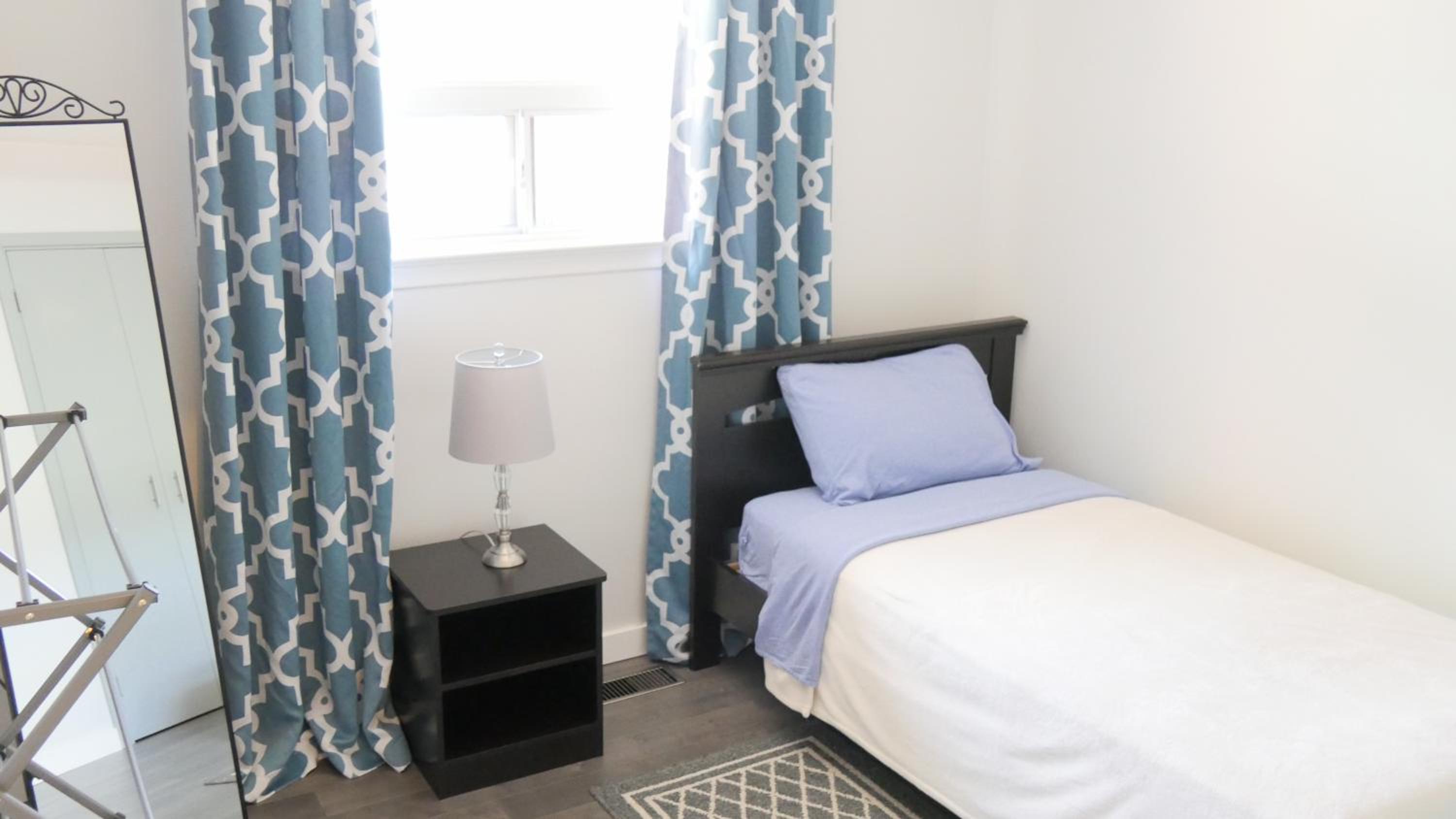 Richview Gardens Suite, 3-bdr