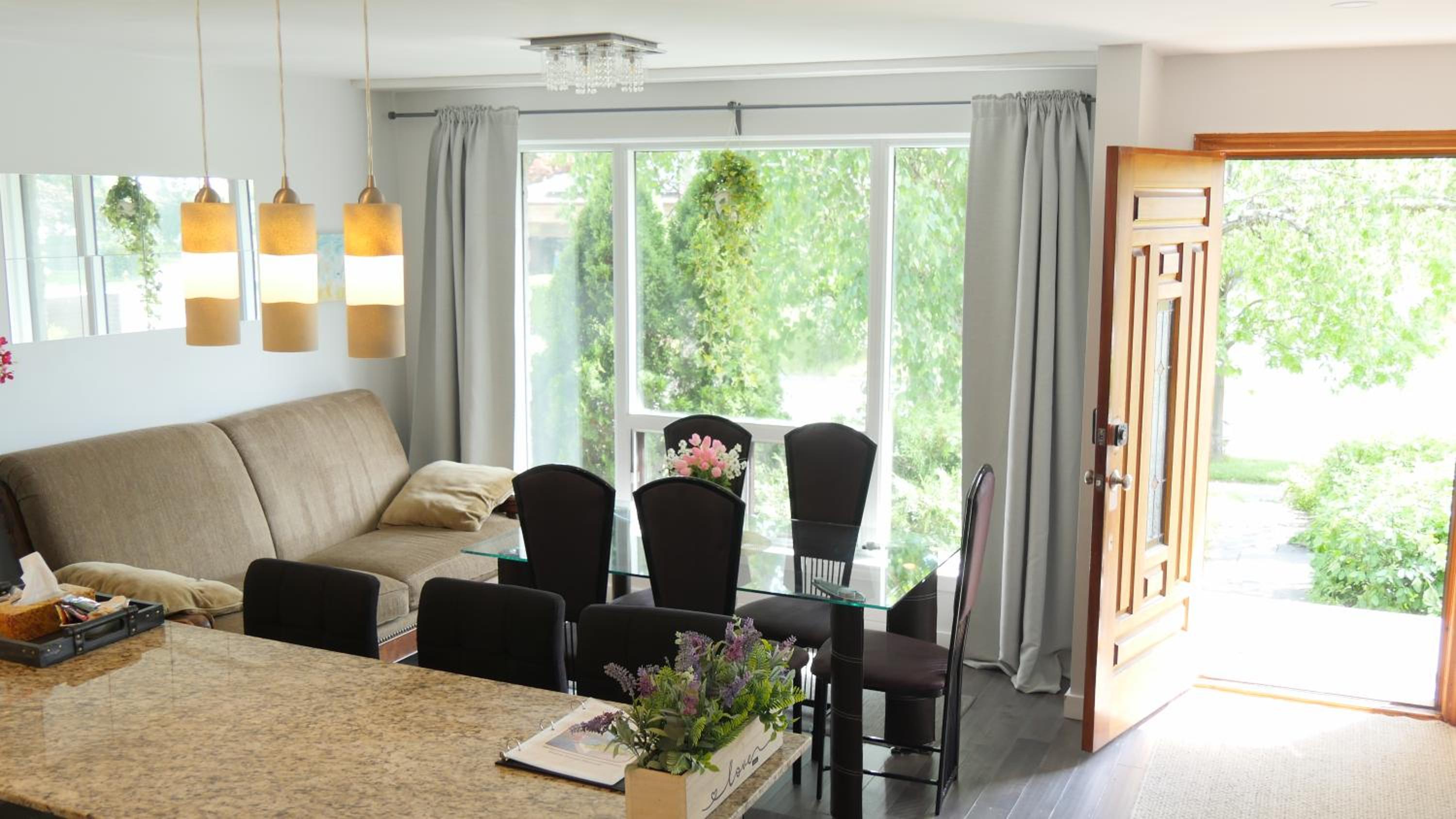Richview Gardens Suite, 3-bdr